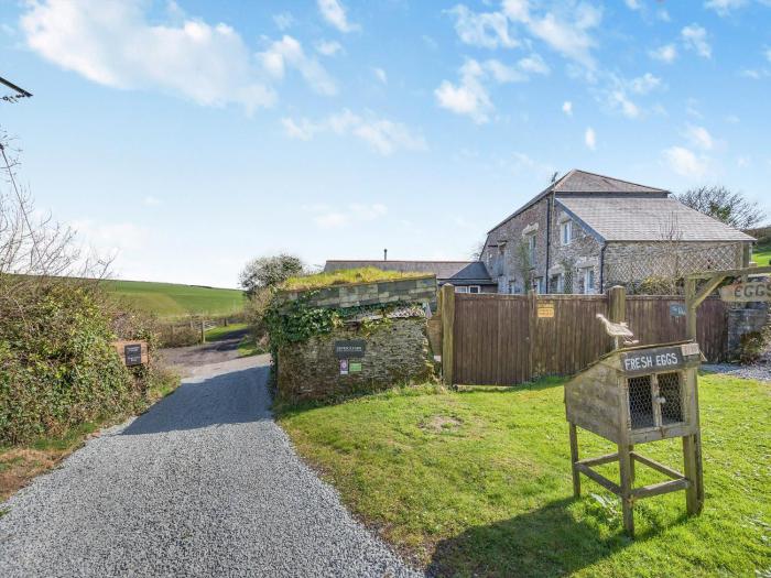 Roosters Rest - Uk48255