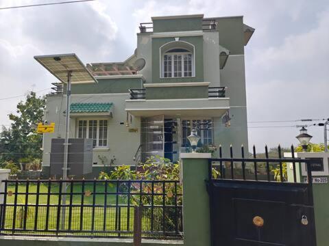 Marshals Den Near Isha Yoga