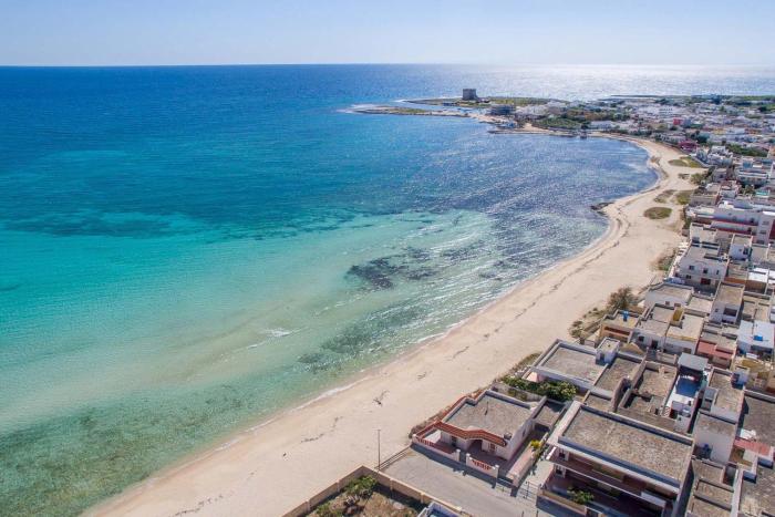 Casa Davide a soli 100 mt dalla spiaggia di Torre Lapillo