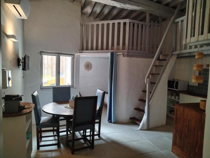 Gites Torreillans - Nid douillet - Gite bleu