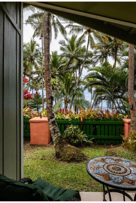 Whale House at Kehena Beach