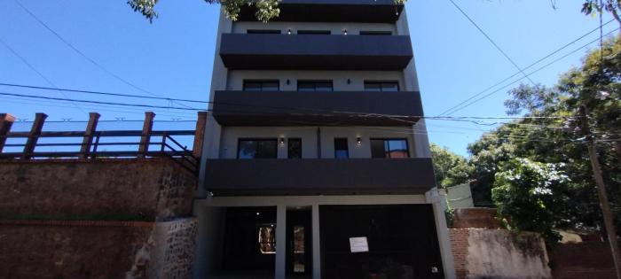 Escaleras a la Costanera