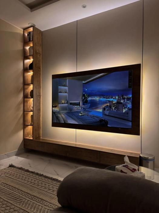 Modern 1BR, Cozy Living Room ,70 in TV, Self Check-In