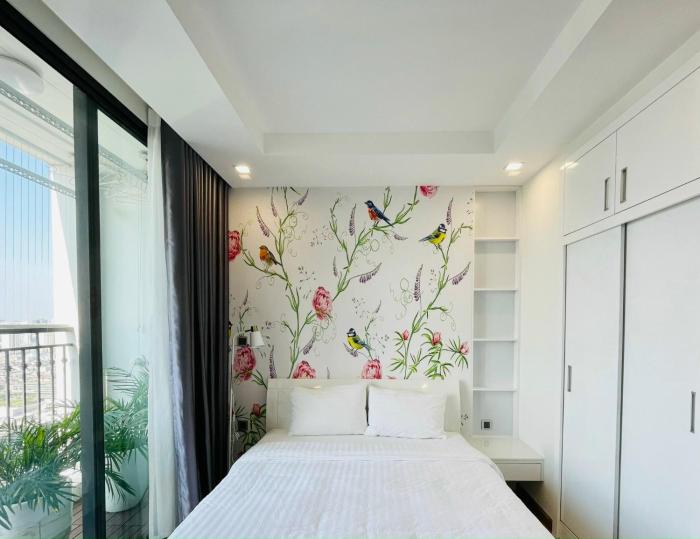 Luxury Studio In Vinhomes Green Bay, 25 to Airport, Gym, Swimming Pools