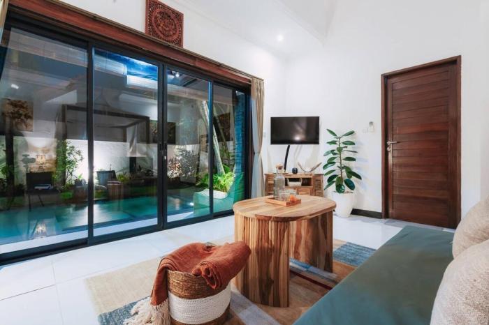 Villa Chintana Sanur - Tropical lush landscapes, and serene atmospheres