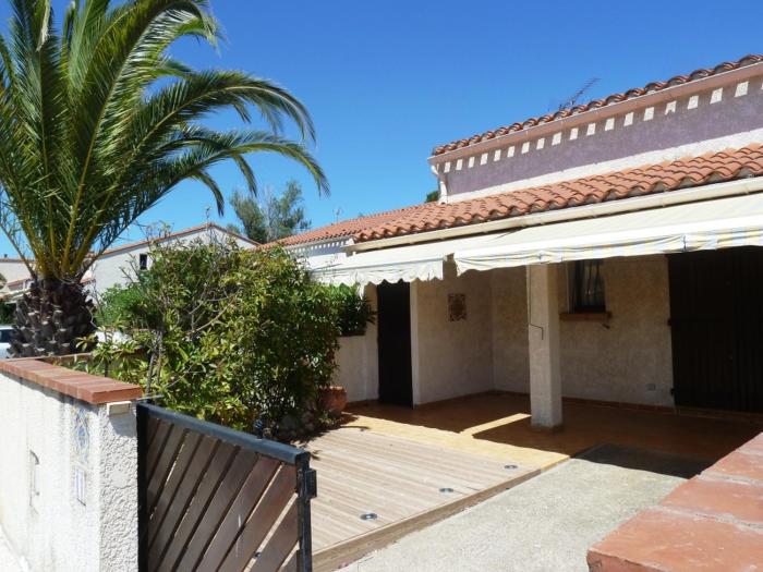 Villa calme climatisée idéalement située Mer Port Centre