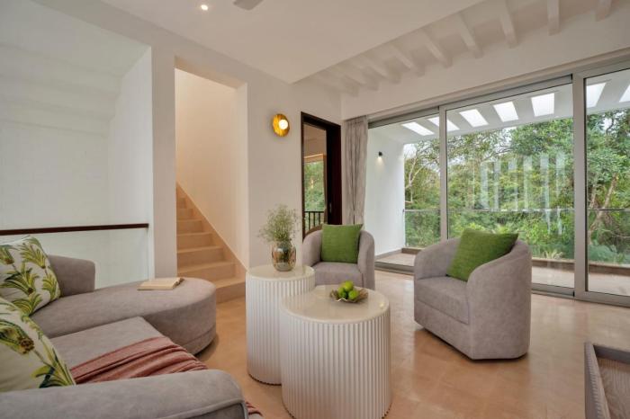 Villa 11 3BHK Luxury Pool Genset - By Alira Stays