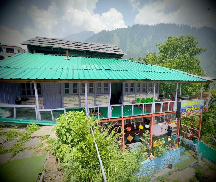 Shivaay homestay,cafe