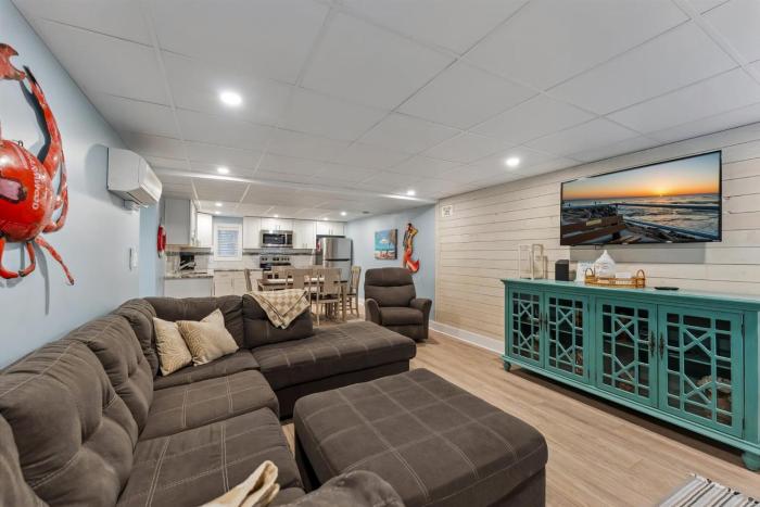 301 Ocean Ave, Unit 111 - The Harbor Light