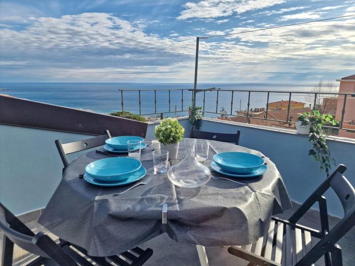Free Parking Sanremo - Panoramic Terrace with Sea View