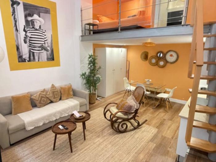 Lovely Loft in Historic Center!