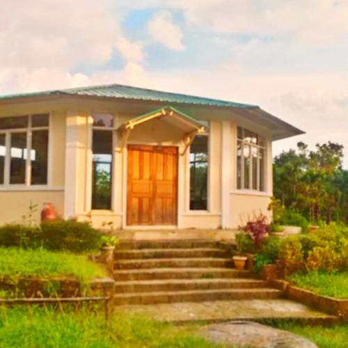 Streamside Guest House