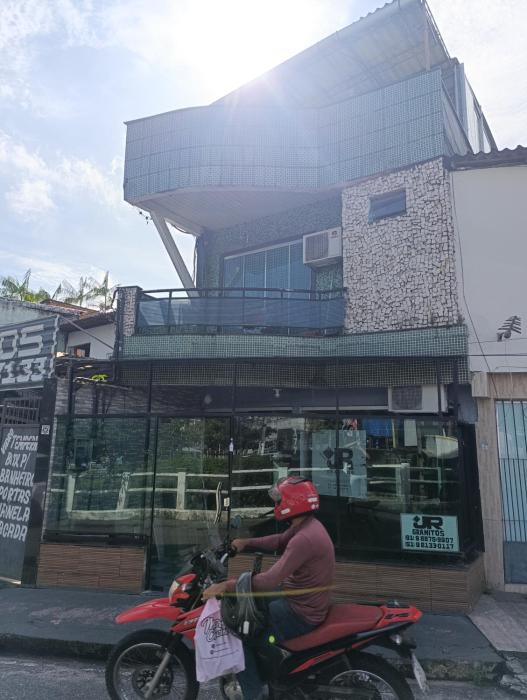 prédio de 3 andares bem localizado para cop30