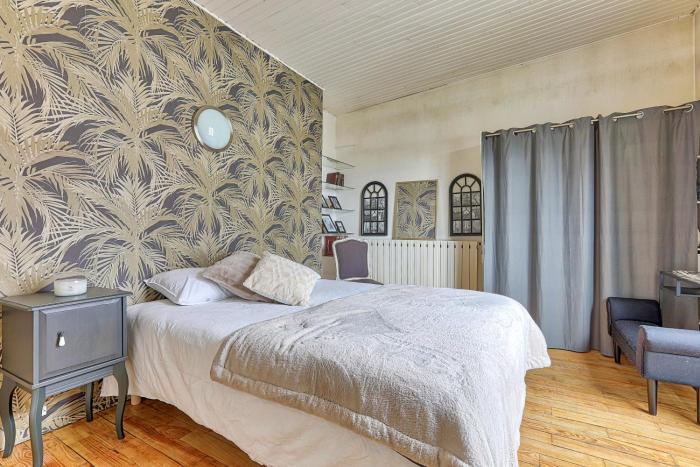 Maison de 3 chambres et un salon sur les quais de Seine proche de Paris