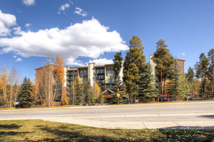 Trails End 219 by Ski Country Resorts