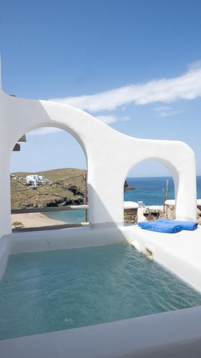 Ultramare Mykonos Beachfront House with 2 Outdoor Tubs