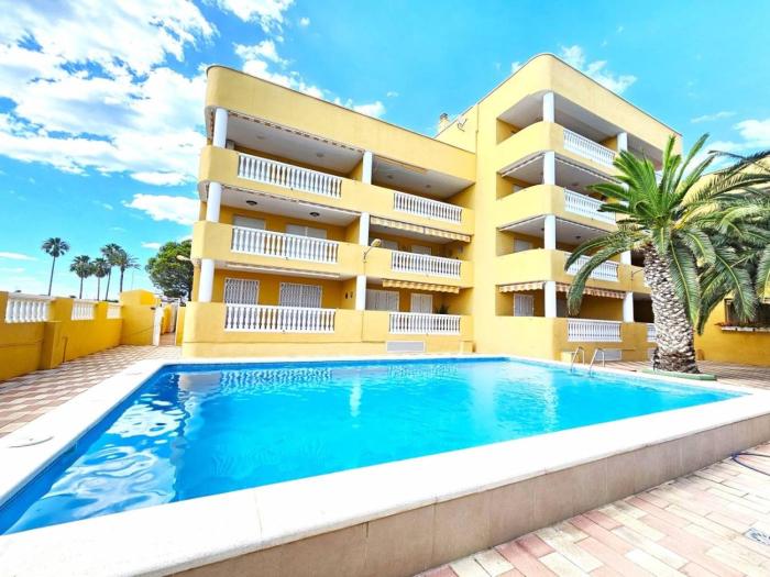 Gaviota Azul, Perelló