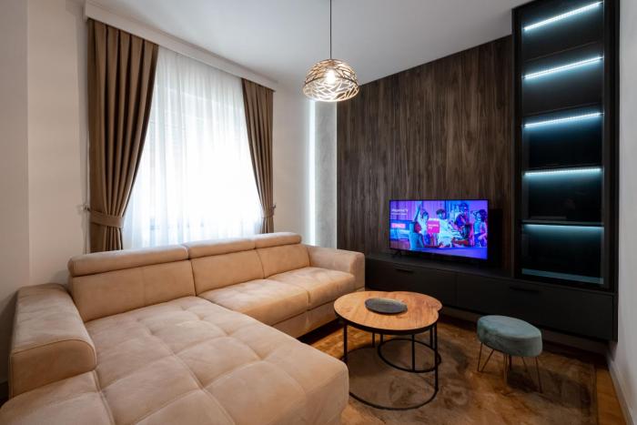 Zafiro Apartment 21-29