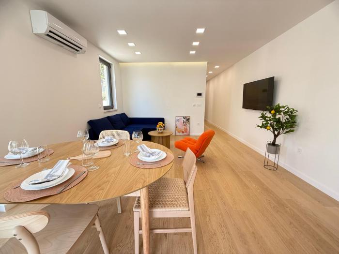 Arborea, luxury apartment with private yard