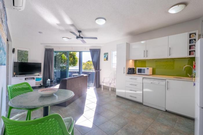 Noosa River Sandy Shores