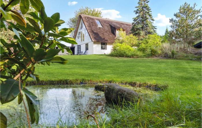 Lake Front Home In Rømø With Wifi