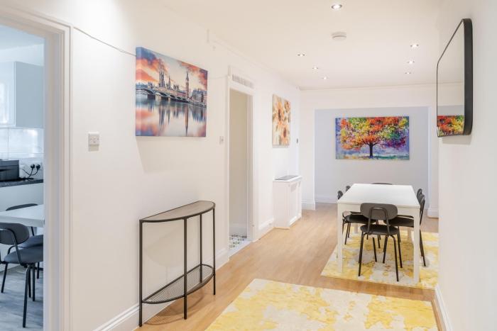 Bright Apartment Hyde Park Oxford Street