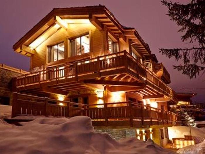 Chalet de luxe avec Spa et Salle de Cinéma à Courchevel 1850 - FR-1-564-154