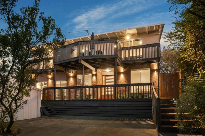 Valentine Sandcastles - Your Group Beach Escape!