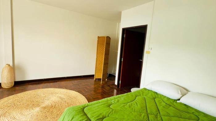 Creative Bangkok Bed