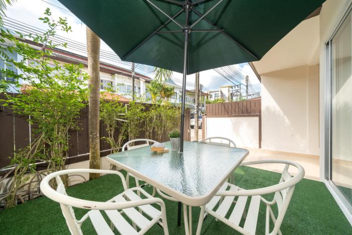 Laguna Townhouse with Jacuzzi bathtub, Bang Tao beach