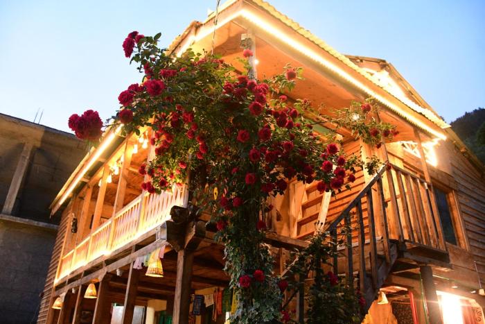 Himalayan Huts and Mud house