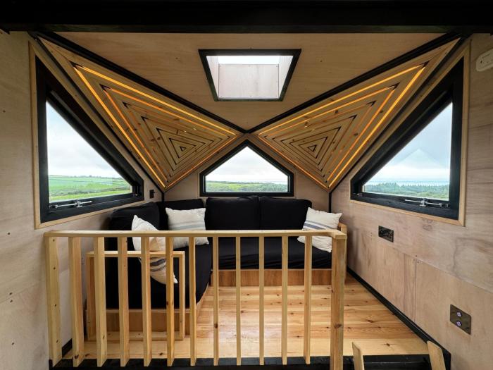 1 Bed Cabin - Sleeps 2 - Parking