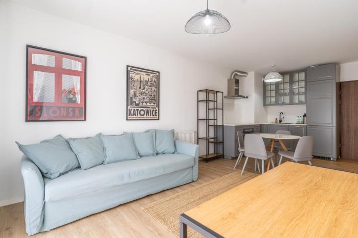 Park Śląski Charming Apartment by BookingHost