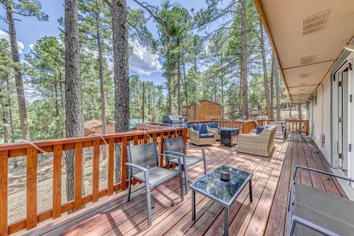 1 Block to Hiking Ruidoso Home with Game Room
