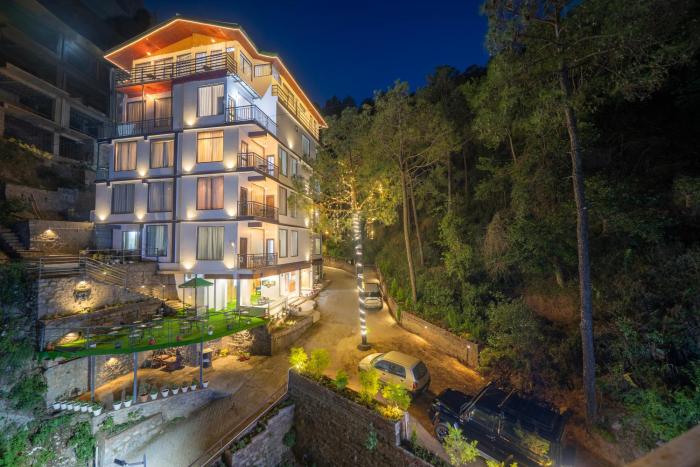 The Chalet Homestay I Luxury Rooms I Kasauli