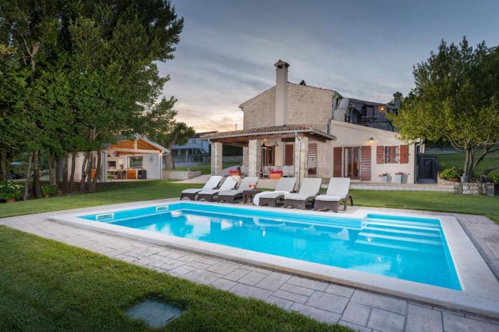 Villa Casa Garibaldi by Villsy