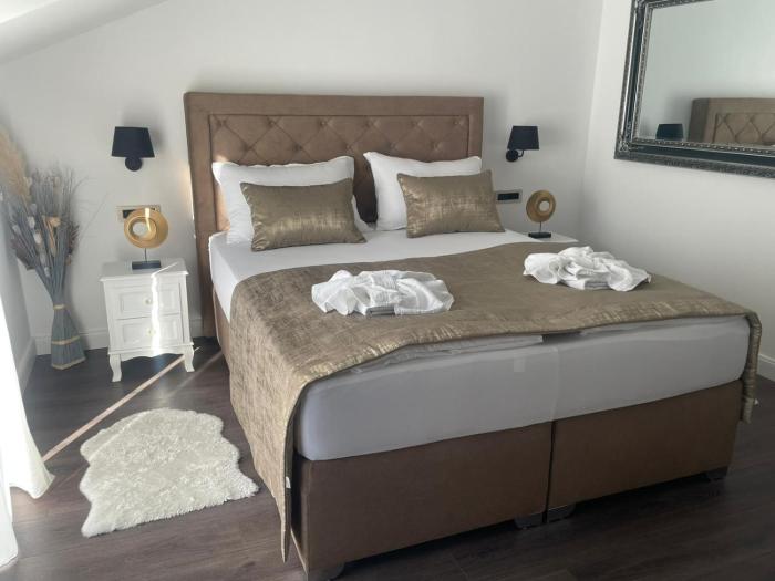 Villa LOREN Apartments & Rooms