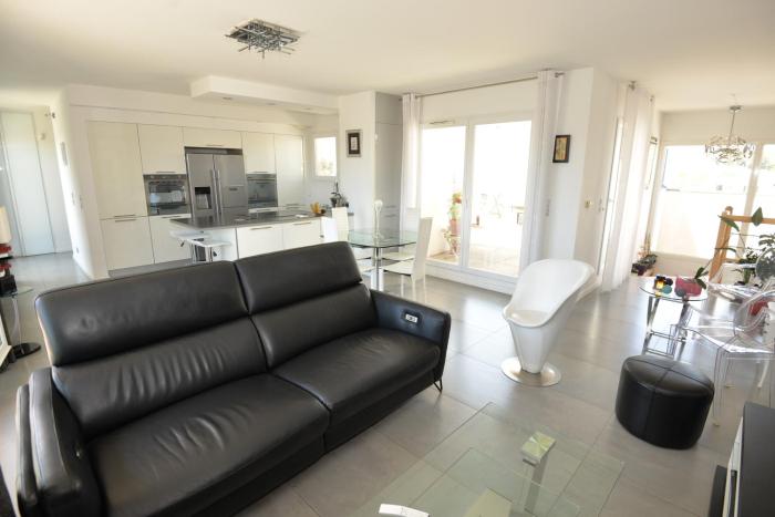 Luxueux Duplex avec Jacuzzi, 2 chambres, 2 Lits