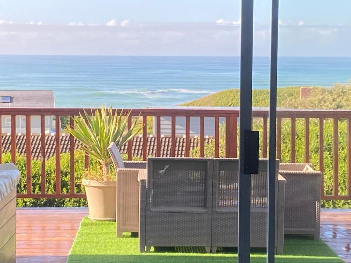 Morganss Paradise beach house unit, at Jeffreys Bay