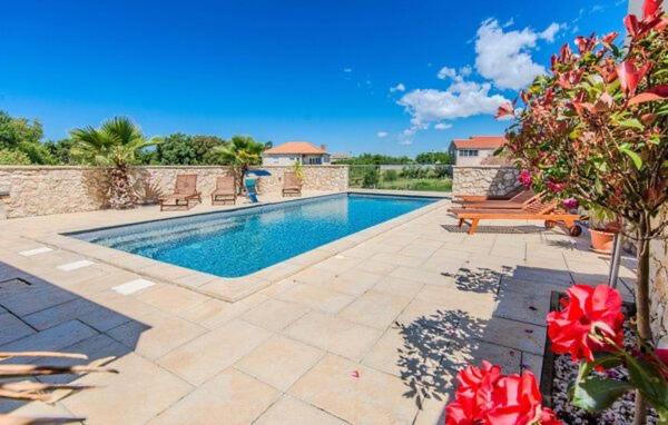 Apartments RAJ Zaton