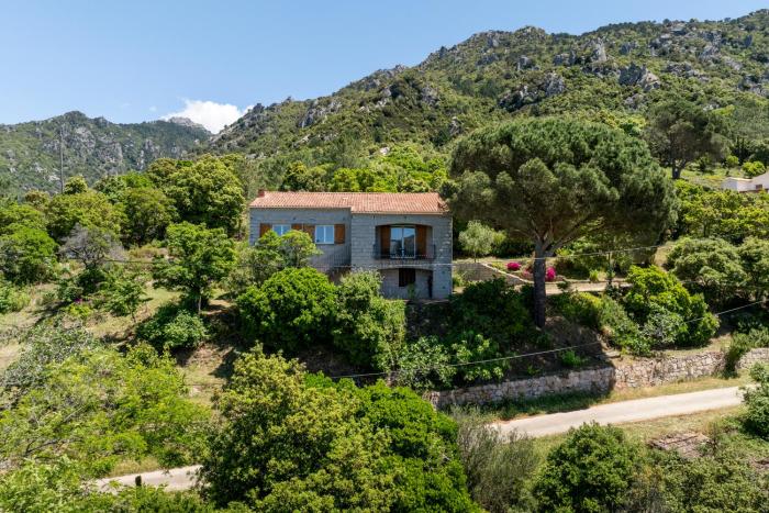 U Tadu - Maison de vacances en pierre avec vue et nature en Corse du Sud