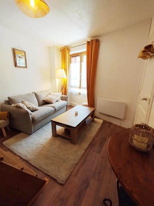 Maison de charme au cœur dAx-Les-Thermes