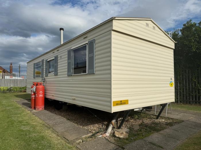 N&L Caravan Hire, The Highbury Caravan Park