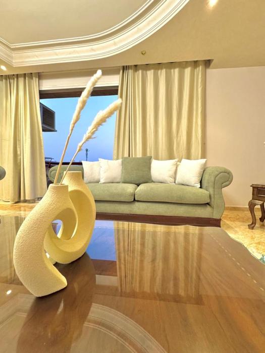 Royal Grand apartment