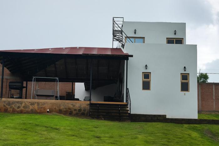 Cabaña, Terraza, Casa, Campo, Jacuzzi y Tranquilida Total