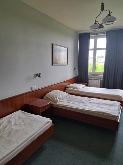 Pokoj trzyosobowy osobne łóżka Quick Check In