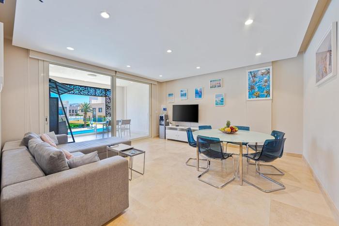 Special apartment with Pool and Seasideview, El Gouna