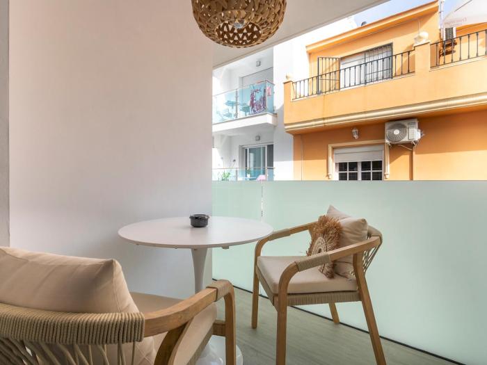 Pass the Keys Stylish La Cala apartment Stroll to the beach
