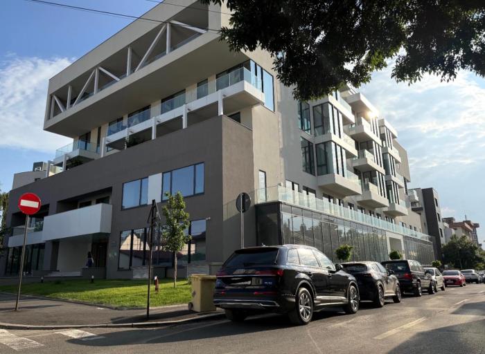 Walter Loft Luxury Residence- Self Check-in & Underground Parking