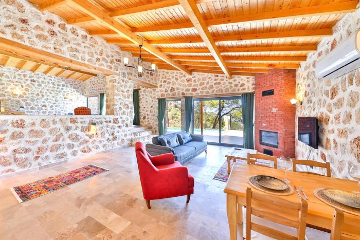 Amazing 1BR Stone Villa with Pool & Terrace